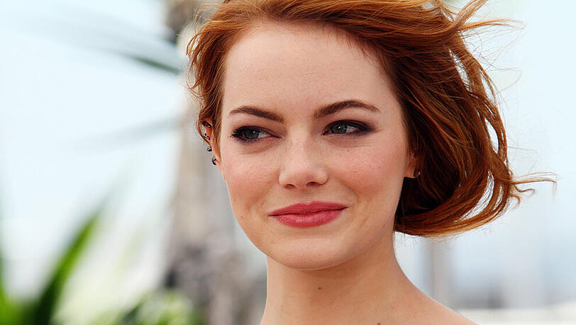 Oscar-Preisträgerin Emma Stone wird in "Cruella" zur Schurkin Oscar-Preisträgerin Emma Stone wird in "Cruella" zur Schurkin