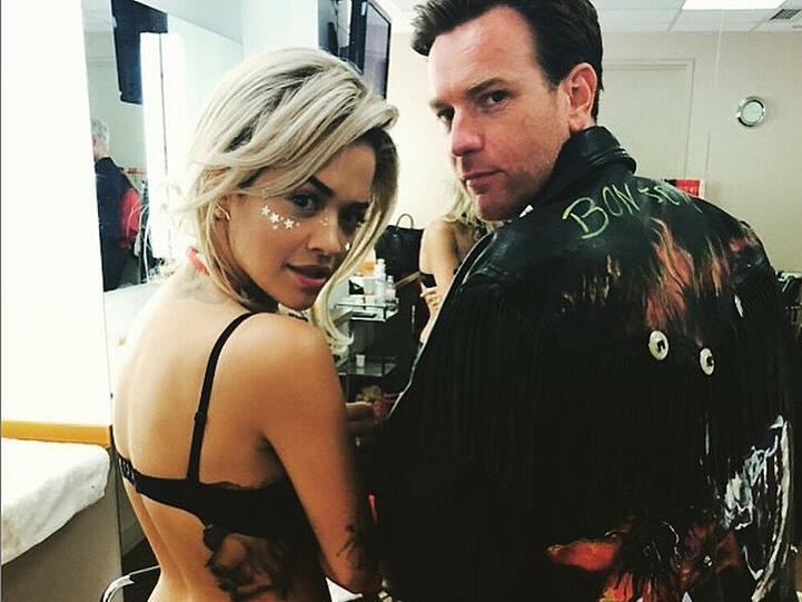 Rita Ora und Ewan McGregor machen beide eine gute Figur - in (oder ohne) Oras Klamotten