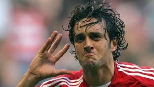 Füllt beim Bayern-Gastspiel in Weismain das Stadion: Luca Toni und Co.
