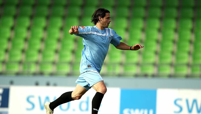 Stefan Buck ist wieder im Mannschaftstraining. Stefan Buck ist wieder im Mannschaftstraining.