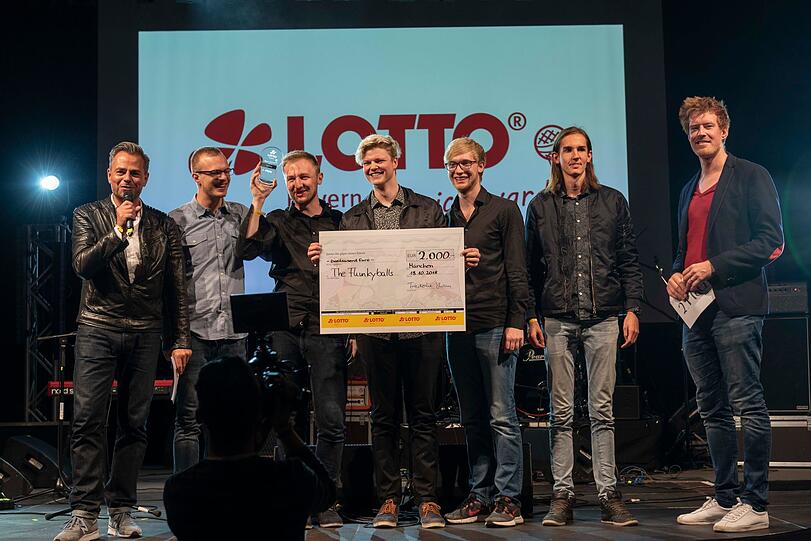 Nach über 100 eingereichten musikalischen Beiträgen bebte die, bis auf den letzten Platz besetzte, Freiheiz-Halle beim großen Finale des &bdquo;LOTTO Bayern MusicAward 2018&ldquo; in München.