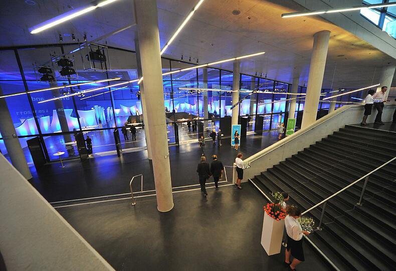 Münchens große Bauträger, Makler und Banken werden hier im April 2012 ihre Stände aufbauen.
