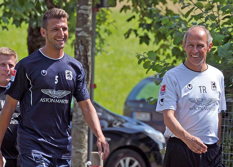 Die Bilder vom ersten Training der Löwen in Oberstaufen.