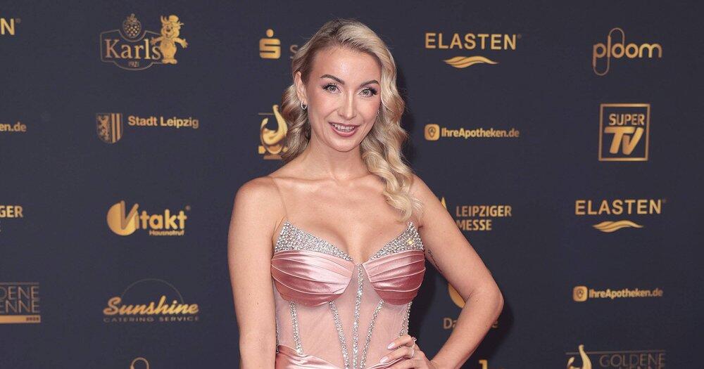 Anna-Carina-Woitschack-findet-Let-s-Dance-so-hart-wie-den-Dschungel