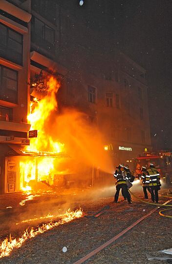 Kampf gegen das Inferno.