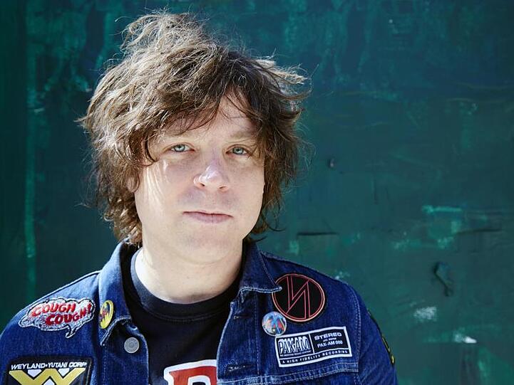Die Veröffentlichung von Ryan Adams' Album wurde nach Vorwürfen von sexuellem Fehlverhalten gestoppt.