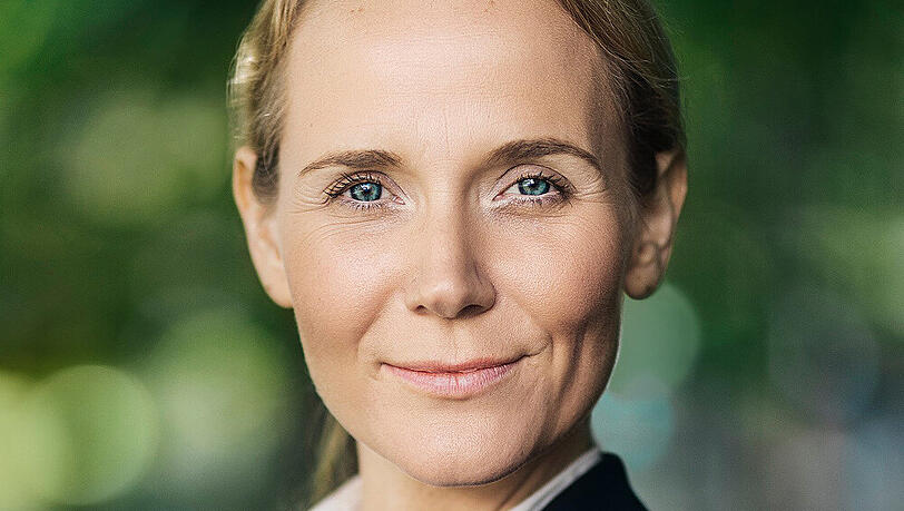 Hanna Sammüller-Gradl ist seit 1. Juli 2022 als berufsmäßige Stadträtin Leiterin des Kreisverwaltungsreferats und die erste Frau an der Spitze der Münchner Sicherheitsbehörde.