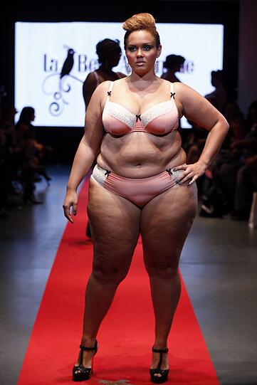 Mode in XXL: Die Bilder von der Pulp Fashion Week in Paris