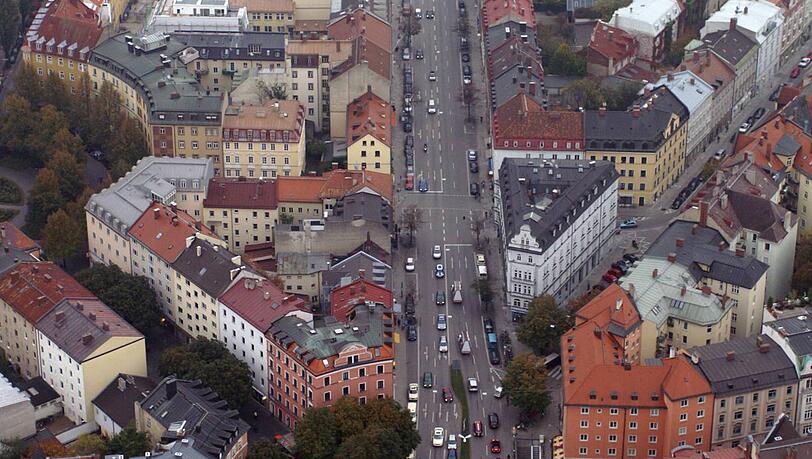 Die Rosenheimer Straße von oben: Für Radler ist es hier nicht ungefährlich. Die Rosenheimer Straße von oben: Für Radler ist es hier nicht ungefährlich.