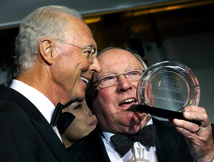 Legenden unter sich: Franz Beckenbauer und Uwe Seeeler.