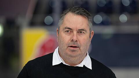 Hatte eine leise Vorahnung, wer das erste EHC-Tor im SAP Garden macht: Boss Christian Winkler.