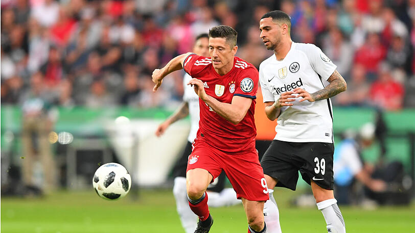 19. Mai 2018: Im Finale des DFB-Pokals 2018 hatte der FC Bayern nach der gewonnenen Meisterschaft die Chance auf das Double. Doch der damalige Frankfurt-Coach Niko Kovac schlug seinen künftigen Verein mit 3:1 und vermieste somit Jupp Heynckes, der nach der Partie endgültig in den Ruhestand ging, den Abschied.
