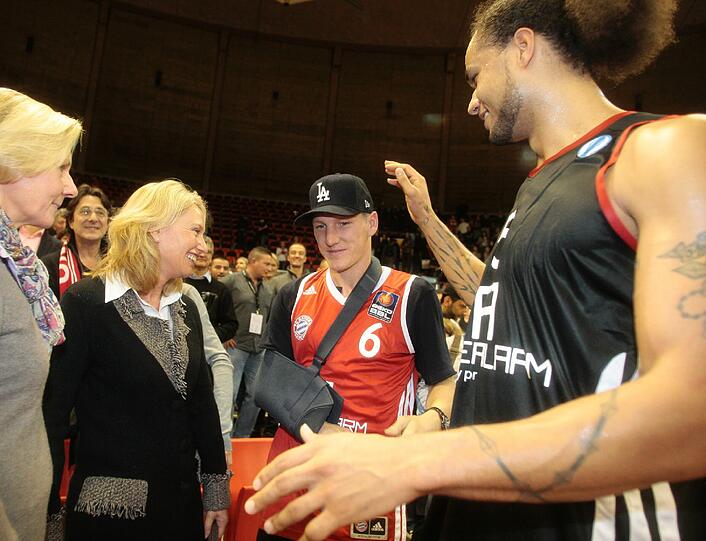 Basketball-Fan: Während seiner Verletzungspause war Schweinsteiger zuletzt regelmäßig im Audi Dome zu finden, um seine Kollegen aus der Basketball-Abteilung des FC Bayern bei deren Partien in der Beko BBL zu unterstützen.