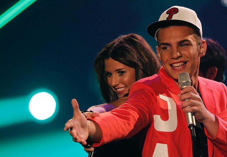 Pietro Lombardi ist Deutschlands neuer Superstar - im DSDS-Finale stand auch seine Freundin Sarah Engels auf der Bühne - die besten Bilder der RTL-Show.