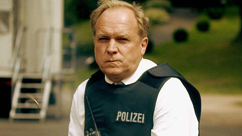 "Tatort: Im Schmerz geboren": Ulrich Tukur ermittelt als Kommissar Felix Murot