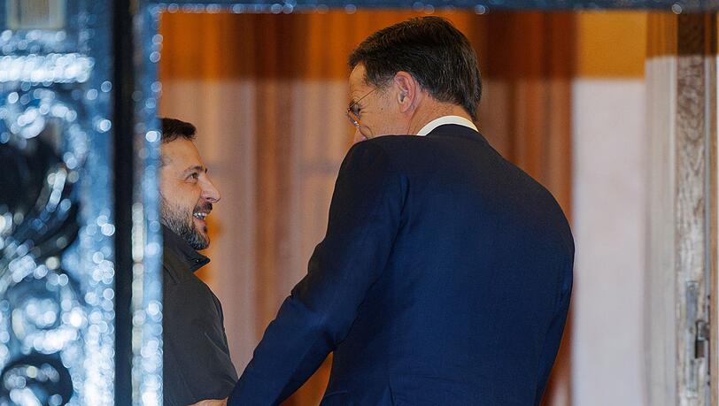 Nato-Generalsekretär Mark Rutte will den ukrainischen Präsidenten Wolodymyr Selensky am Abend in seiner Residenz empfangen. (Archivbild) Nato-Generalsekretär Mark Rutte will den ukrainischen Präsidenten Wolodymyr Selensky am Abend in seiner Residenz empfangen. (Archivbild)