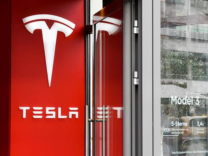 Tesla hat einen weiteren Quartalsgewinn erzielt.
