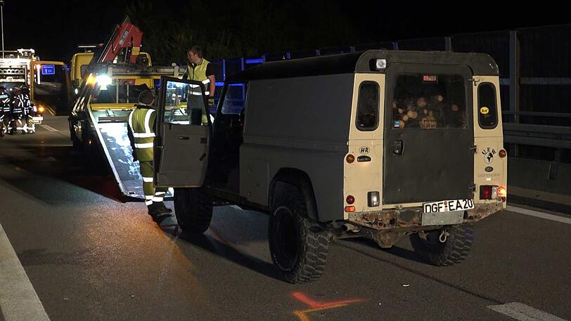 Bei der irren Fahrt des 34-Jährige wurden insgesamt drei Polizisten verletzt.
