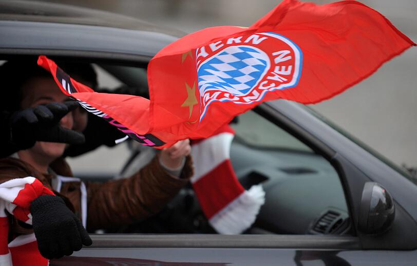 Bilder von der Mini-Meister-Feier auf der Leopoldstraße
