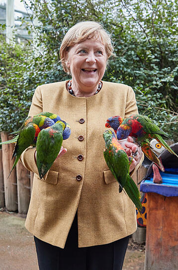 Angela Merkel im Vogelpark Marlow