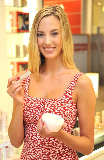 Sie hat es unter die Top 30 bei der Wahl zur Schönen Münchnerin geschafft: Cornelia Holler. Die Bilder vom AZ-Shooting.