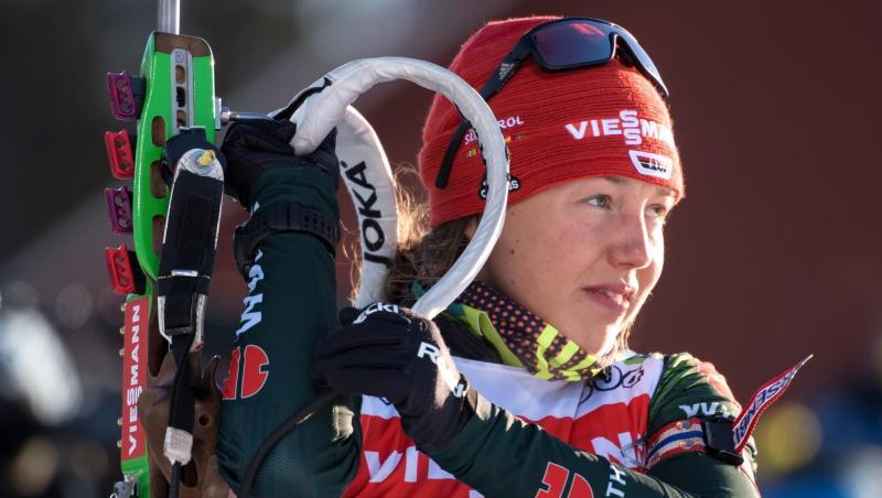 Laura Dahlmeier geht mit Erik Lesser beim Biathlon-Event auf Schalke an den Start. Laura Dahlmeier geht mit Erik Lesser beim Biathlon-Event auf Schalke an den Start.