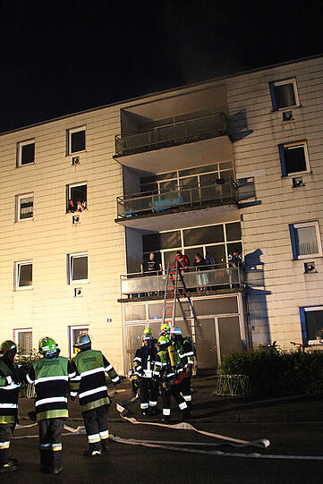 Die Bilder vom Feuerwehreinsatz in Waldkraiburg.