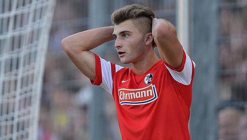 Freiburgs Maximilian Philipp verpasst aller wahrscheinlichkeit nach das DFB-Pokalspiel gegen die Löwen. Freiburgs Maximilian Philipp verpasst aller wahrscheinlichkeit nach das DFB-Pokalspiel gegen die Löwen.