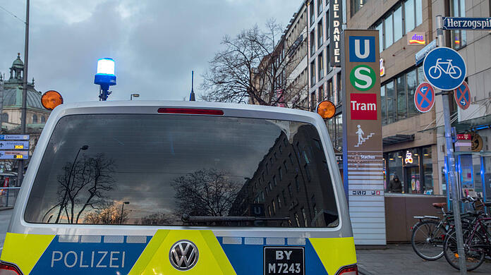 Der Tatverdächtige konnte auf der Sonnenstraße festgenommen werden. (Symbolbild)