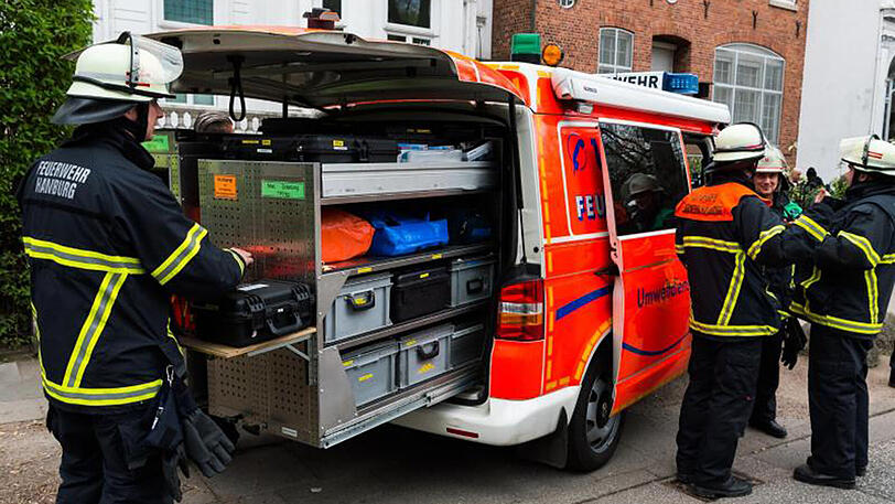 Die Konsulate wurden zur Sicherheit zunächst abgeriegelt, bis Entwarnung gegeben werden konnte.
