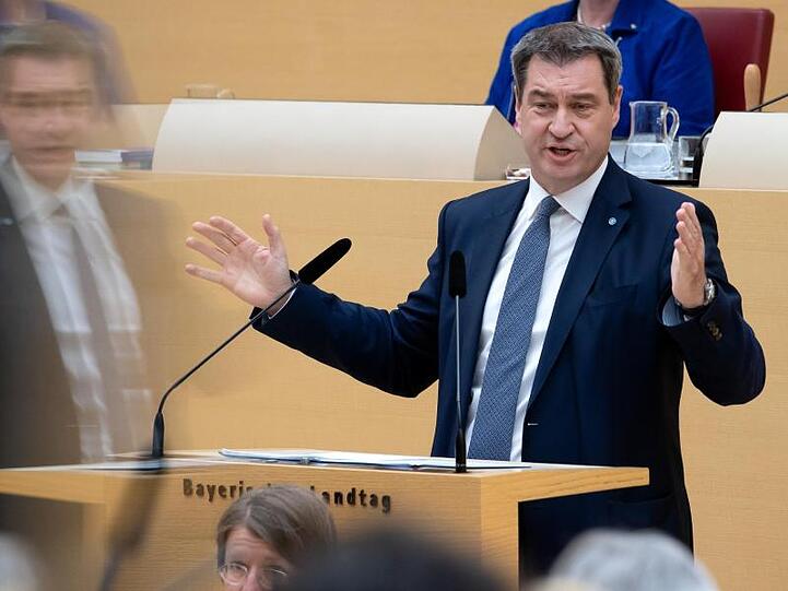 Markus Söder (CSU), Ministerpräsident von Bayern, spricht im bayerischen Landtag während einer Plenarsitzung. Foto: Sven Hoppe/Archivbild