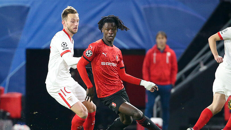 Eduardo Camavinga hat in Rennes noch einen Vertrag bis 2022. Eduardo Camavinga hat in Rennes noch einen Vertrag bis 2022.