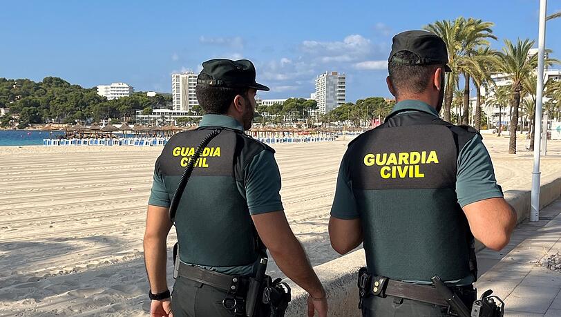 Einsatzkräfte der Polizeieinheit Guardia Civil konnten den Tod des Deutschen nicht verhindern. (Archivfoto)