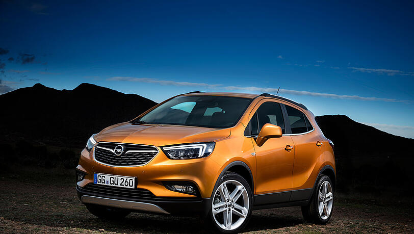 Aufgefrischter Bestseller: Der neue Opel Mokka X startet mit einem Grundpreis von 18 990 Euro. Aufgefrischter Bestseller: Der neue Opel Mokka X startet mit einem Grundpreis von 18 990 Euro.