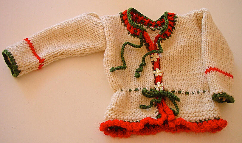 Baby Couture: Einige Stücke aus der Kollektion von Ingrid Mack-Zellmer. Jedes einzelne ist handgefertigt.