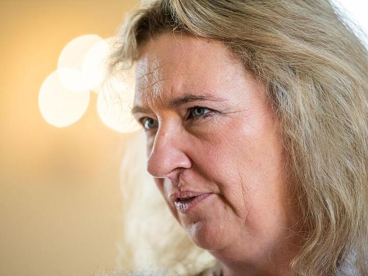 Kerstin Schreyer (CSU), bayerische Staatsministerin für Familie, Arbeit und Soziales. Foto: Lino Mirgeler/dpa