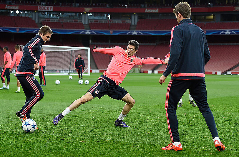 Die Bayern beim Abschlusstraining in London. Am Dienstag geht es im dritten Gruppenspiel der Champions League gegen den FC Arsenal. Klicken Sie sich durch die Bilder.