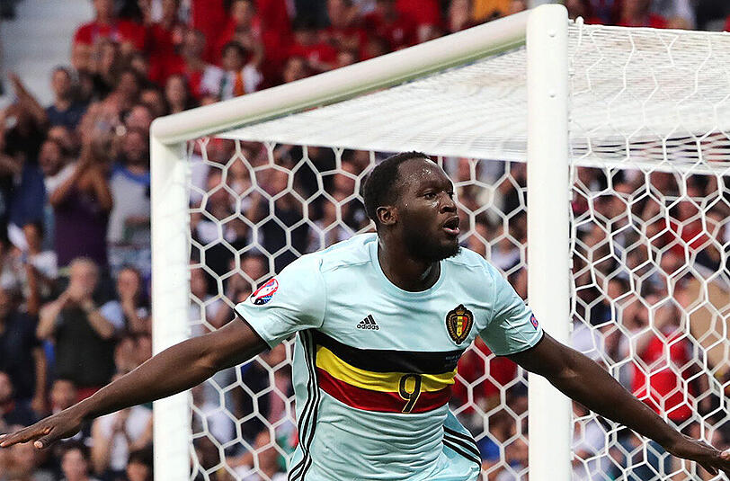 Romelu Lukaku bejubelt bei der EM sein 1:0 für Belgien gegen Ungarn.