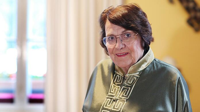 Edith von Welser-Ude in ihrem geliebten Zuhause in Schwabing. Als Stadtteil-Politikerin, Stadträtin und als Ehefrau von Christian Ude prägte sie München.