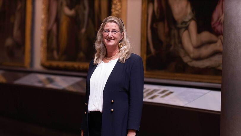 Die Historikerin Cecilie Hollberg, Jahrgang 1967, aus dem niedersächsischen Soltau leitet sie seit 2015 die Galleria dell'Accademia in Florenz, die Michelangelos "David" beherbergt und zu den meistbesuchten Museen Italiens zählt. Die Historikerin Cecilie Hollberg, Jahrgang 1967, aus dem niedersächsischen Soltau leitet sie seit 2015 die Galleria dell'Accademia in Florenz, die Michelangelos "David" beherbergt und zu den meistbesuchten Museen Italiens zählt.