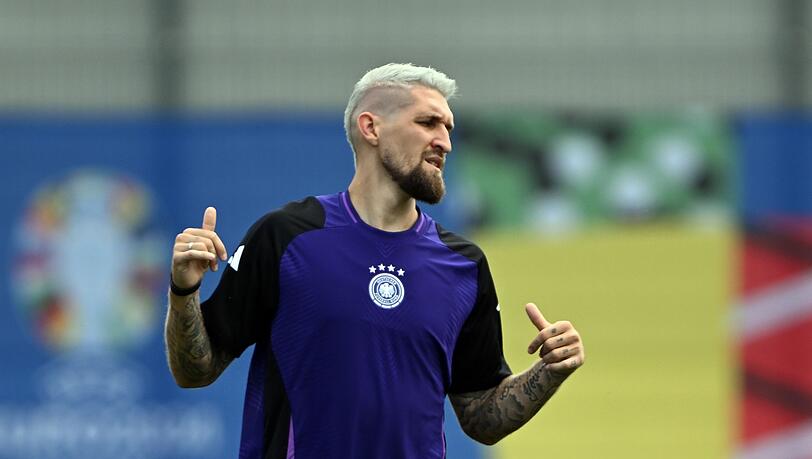 Konkurrenzkampf um DFB-Mittelfeld: Besonders Meisterspieler Robert Andrich muss sich behaupten (Archivbild). Konkurrenzkampf um DFB-Mittelfeld: Besonders Meisterspieler Robert Andrich muss sich behaupten (Archivbild).