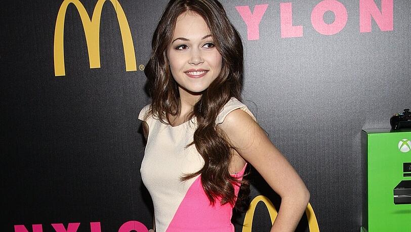 Schauspielerin Kelli Berglund auf dem pinken Teppich in Los Angeles Schauspielerin Kelli Berglund auf dem pinken Teppich in Los Angeles