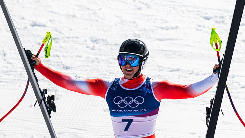 Franjo von Allmen bejubelt seinen n&auml;chsten Olympia-Triumph.