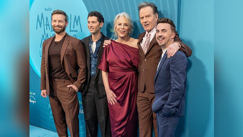 Die Stars aus "Malcolm mittendrin" sind wieder vereint. V.l.: Christopher Kennedy Masterson, Justin Berfield, Jane Kaczmarek, Bryan Cranston und Frankie Muniz.