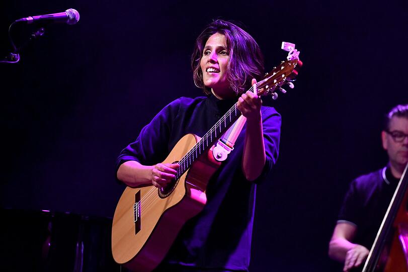 Tanita Tikaram, die 1969 in Münster geborene Britin mit indisch-malaysischen Wurzeln in der Muffathalle.