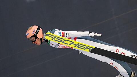 Stefan Kraft gelang mit 136 Metern der beste Sprung der Qualifikation.