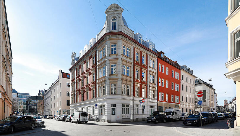 Fassadenpracht an der Gollier-, Ecke Schießstättstraße. Fassadenpracht an der Gollier-, Ecke Schießstättstraße.