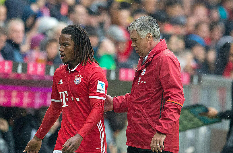 Es ist anders als in Portugal, aber ich versuche, mich so gut und so schnell wie möglich zu integrieren&ldquo;, sagt Bayerns Neuzugang Renato Sanches, der die Erwartungen bisher noch nicht erfüllt hat.