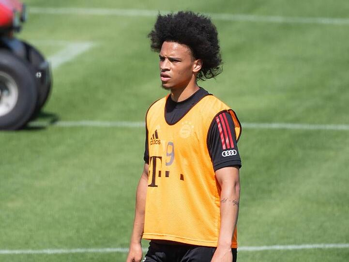 Leroy Sane nimmt an einer Trainingseinheit teil. Foto: Sven Hoppe/dpa/Archivbild