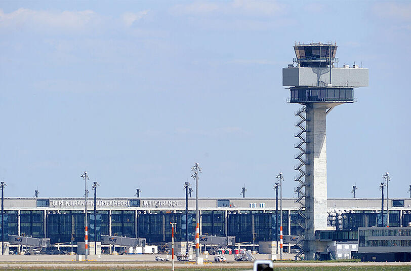 Momentan sind noch zahlreiche Nachfolger für Hartmut Mehdorn als neuer Flughafen-Chef im Rennen.